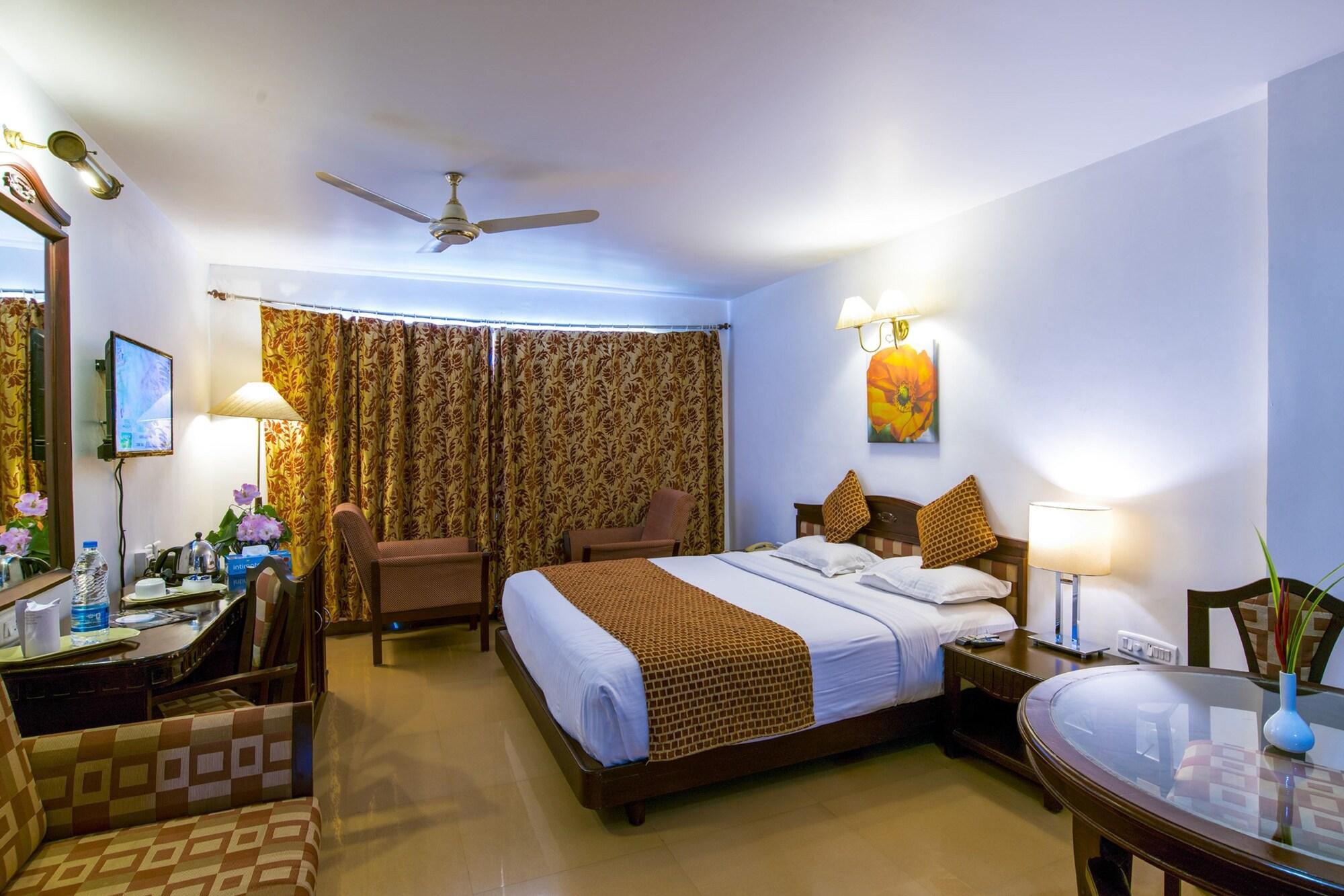 Golf View Hotels & Suites Nedumbassery Exterior foto